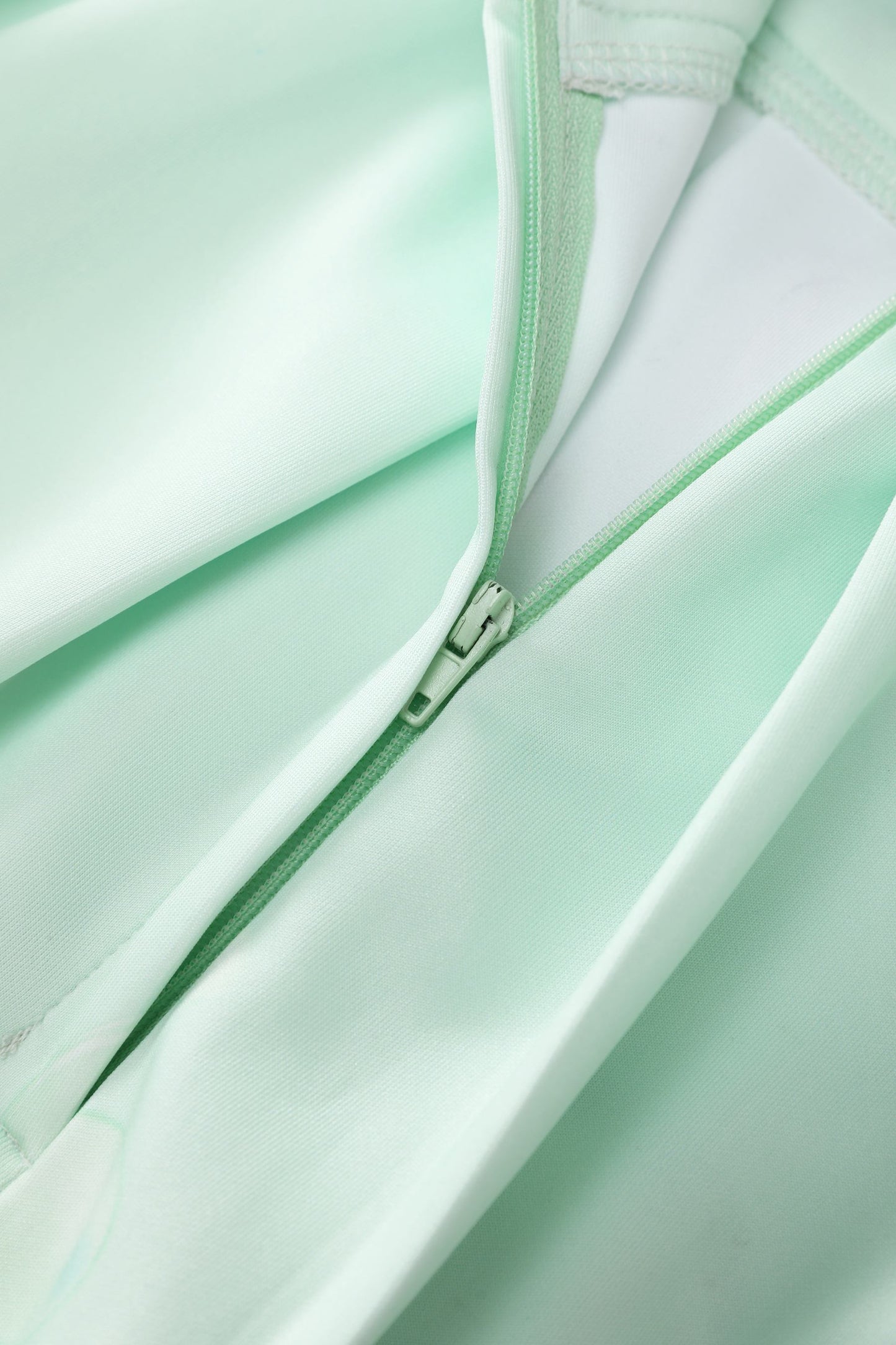 Aisley Octopus Box Pleated Skirt In Mint Green