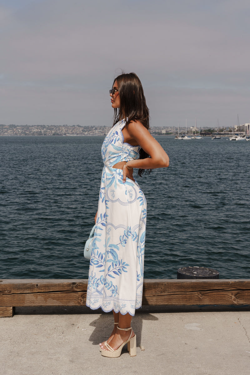 Gianna Sleeveless Cut Out Pretty Botanical Print Midi Dress Blue