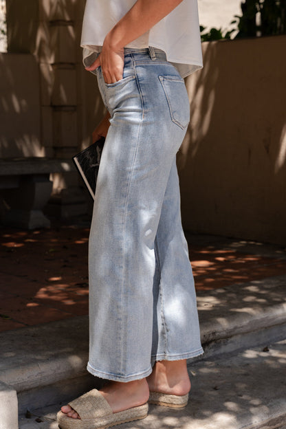 Kenna High Rise Cropped Wide Leg Jeans Light Wash