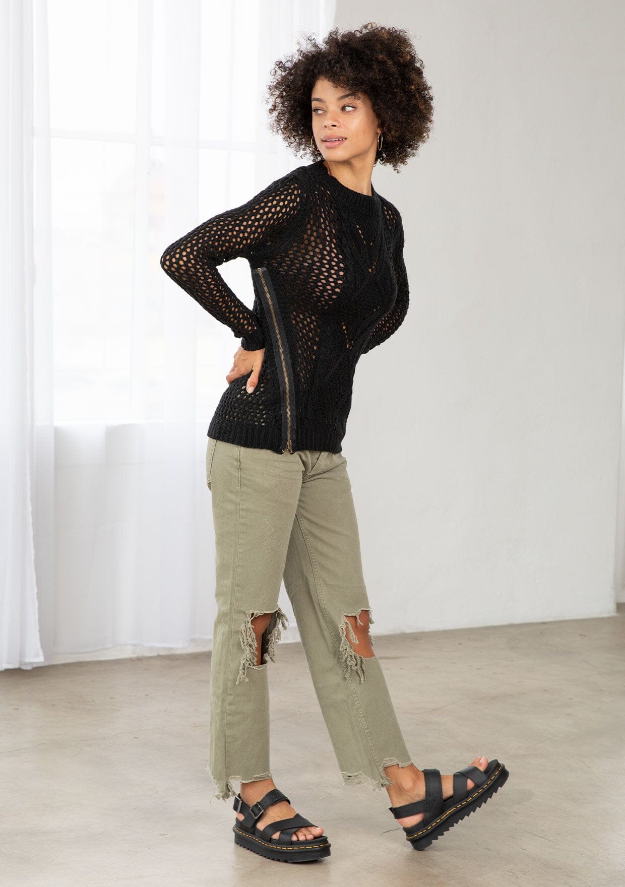 Monet Crochet Pullover