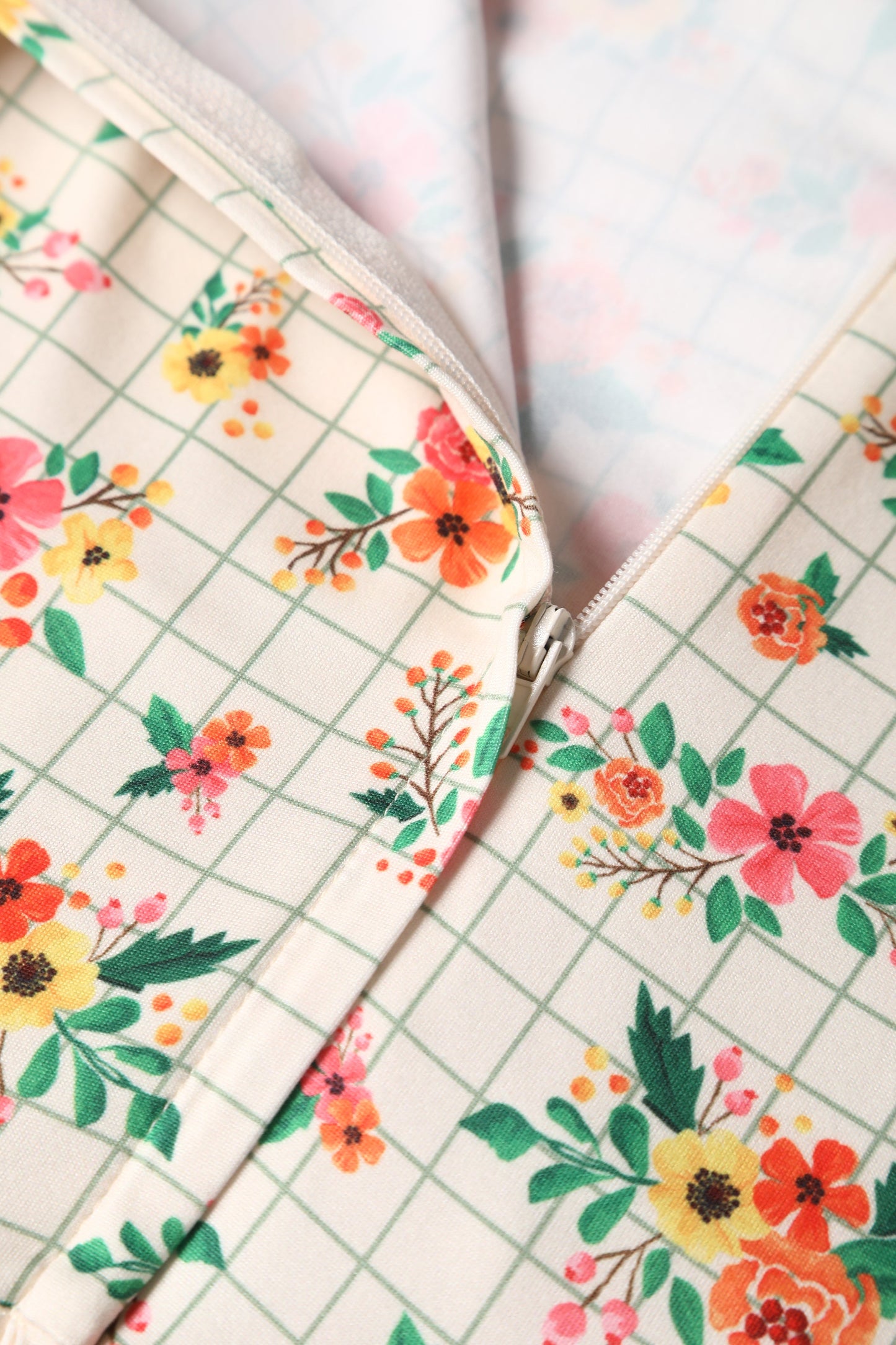 Billie Summer Flower Grid Dress